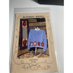 Craft Pattern‎ - Bloomin' Minds -  Love Bites #144